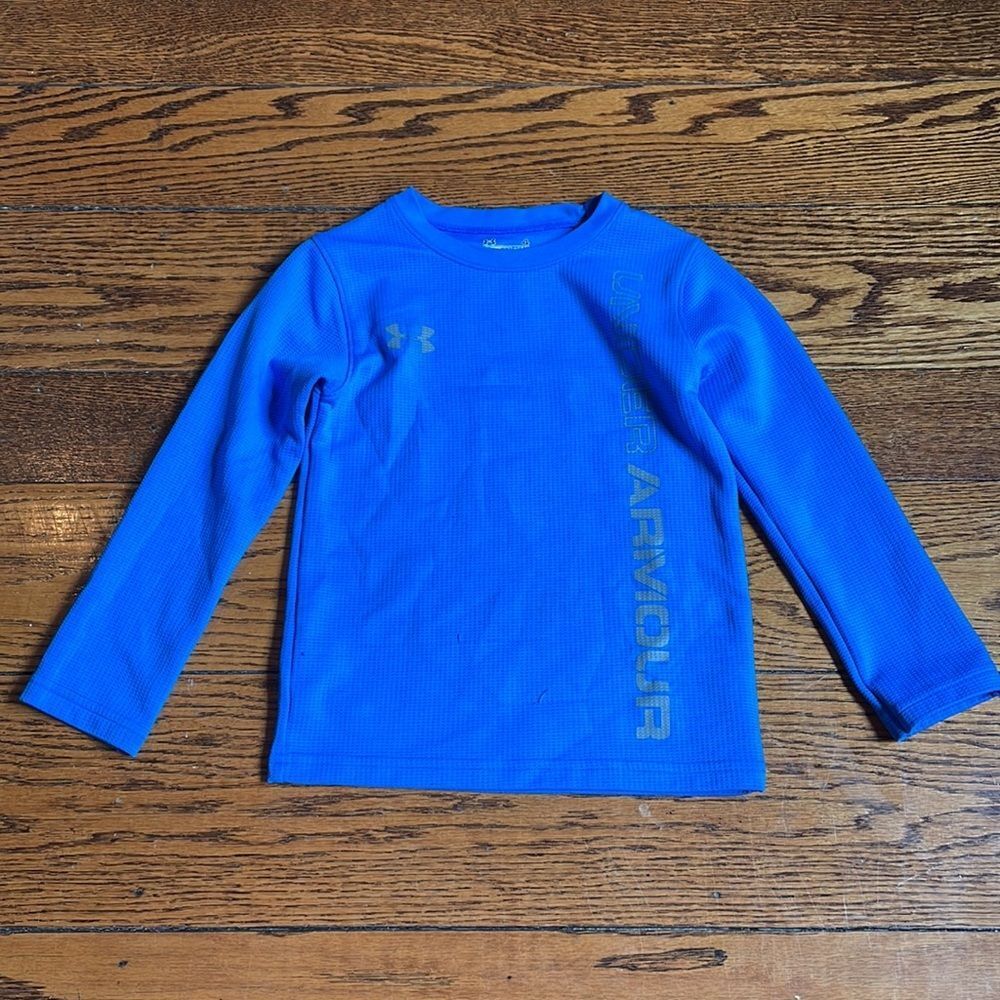 Boys 4/4T 8 Piece Bundle - Picture 8 of 15